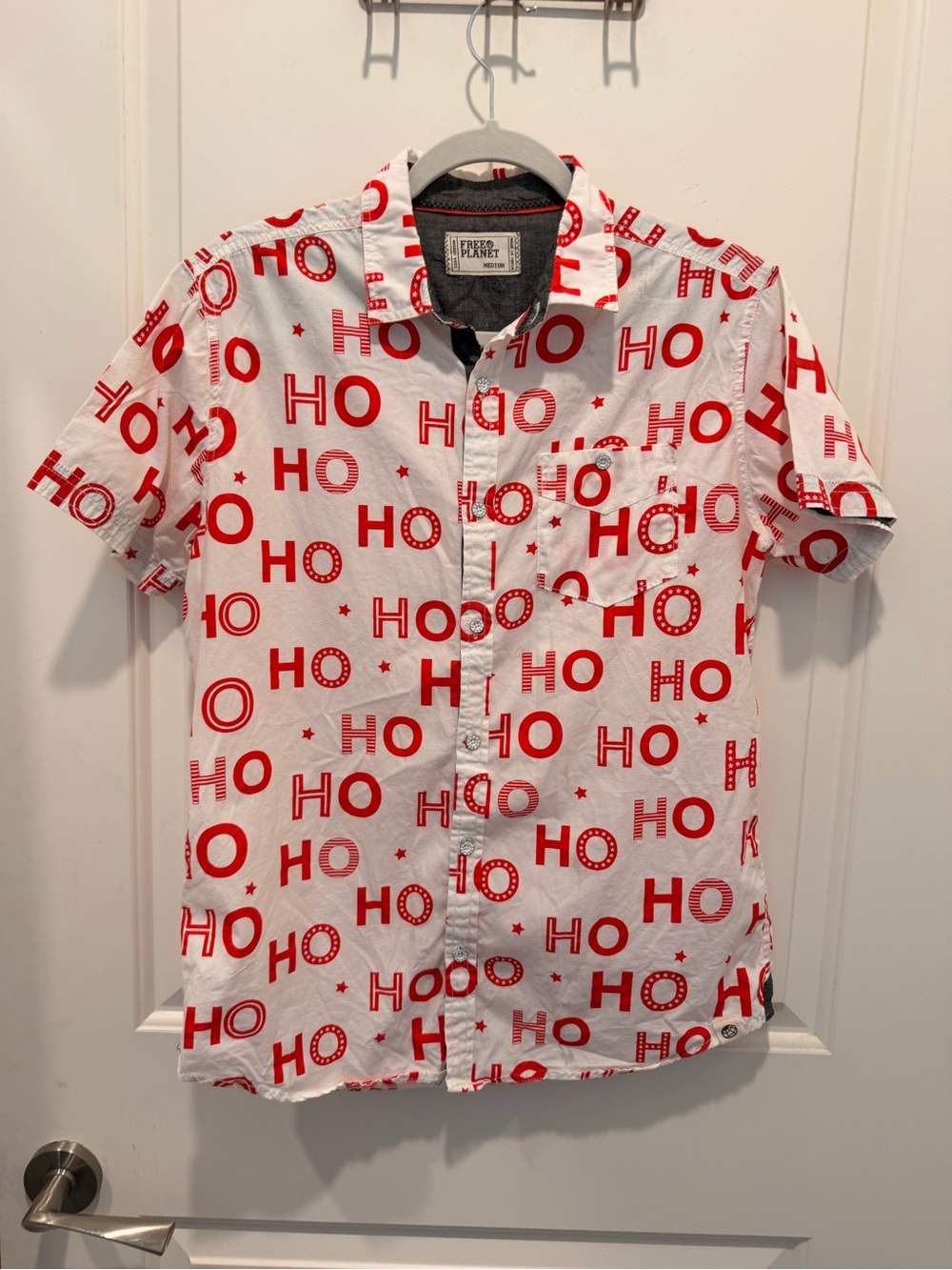 Free Planet Ho Ho Ho
Christmas Short Sleeve
Button Down Shirt Medium